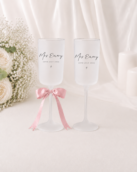 Personalised Wedding Glasses With Bows For Wedding Party
