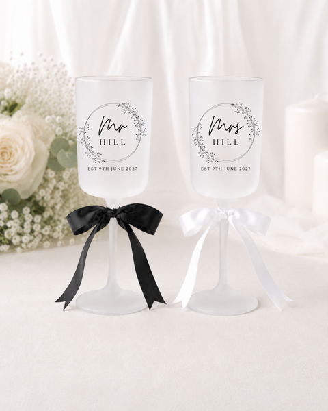Personalised Wedding Glasses With Bows For Wedding Party