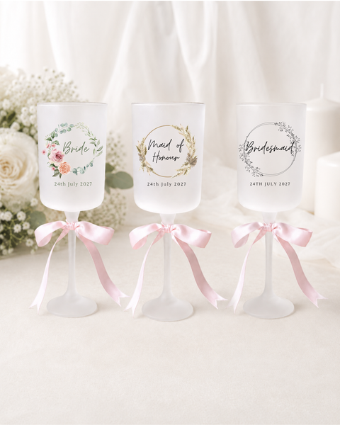 Personalised Wedding Glasses With Bows For Wedding Party