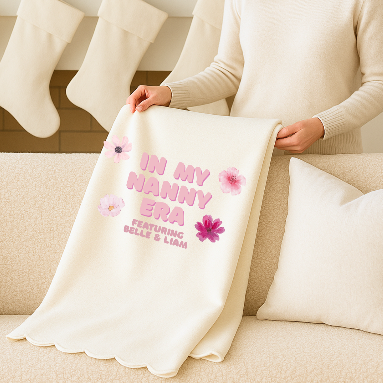 Personalised Christmas Blanket – Gift for Nanny, Grandma, Granny, Nanna – Custom Grandkids Blanket, Holiday Throw for Nan