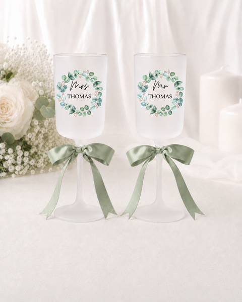 Personalised Wedding Glasses With Bows For Wedding Party