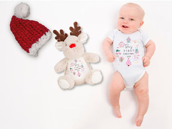 Set de regalo personalizado para la primera Navidad del bebé, traje de regreso a casa, adorno, cojín y regalo de peluche