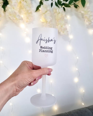 Copa de vino personalizada para planificación de bodas de novia